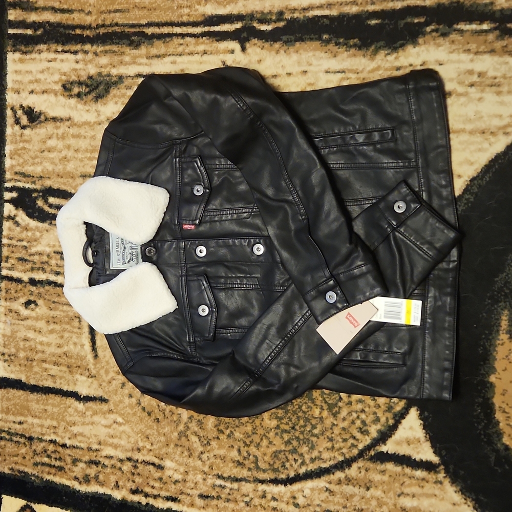 Levi's trucker sherpa collar jacket - Picture 10 of 16